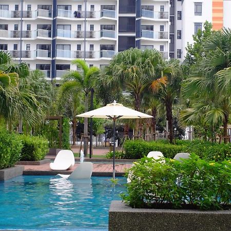 Timur Bay Seafront Residence by DamaiFresh Kuantan Bagian luar foto